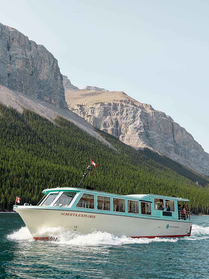 lake minnewanka boat tour price