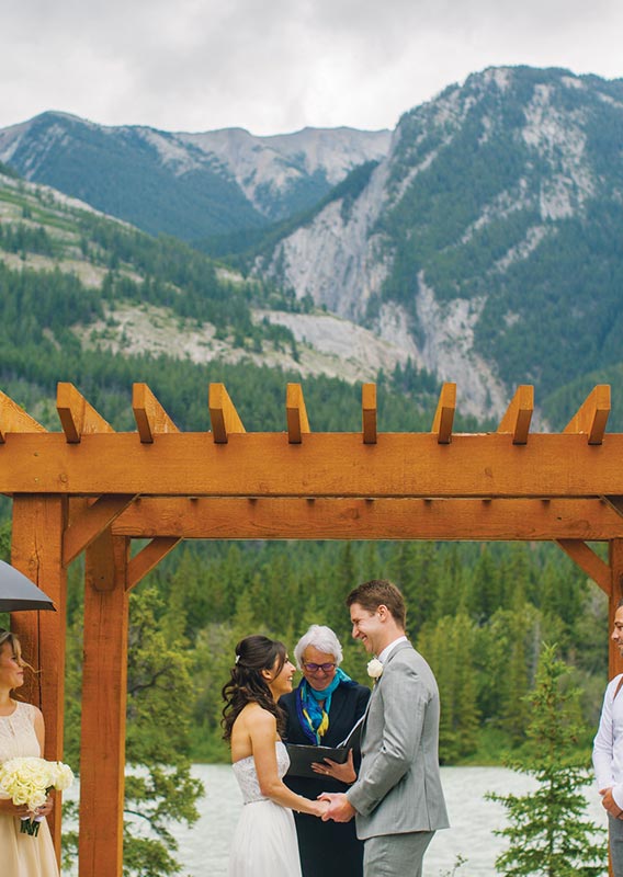 How to Plan a Magical Banff Winter Wedding — BC & Alberta Wedding