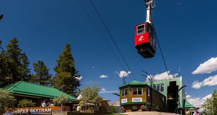 Jasper SkyTram descending the tramway to the Lower Station