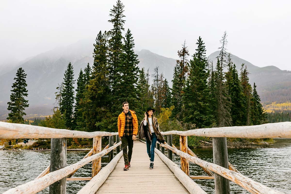 Pyramid Lake Lodge Official Page Chalet Style Hotel In Jasper AB   GI Pyramid Island Bridge Walking 